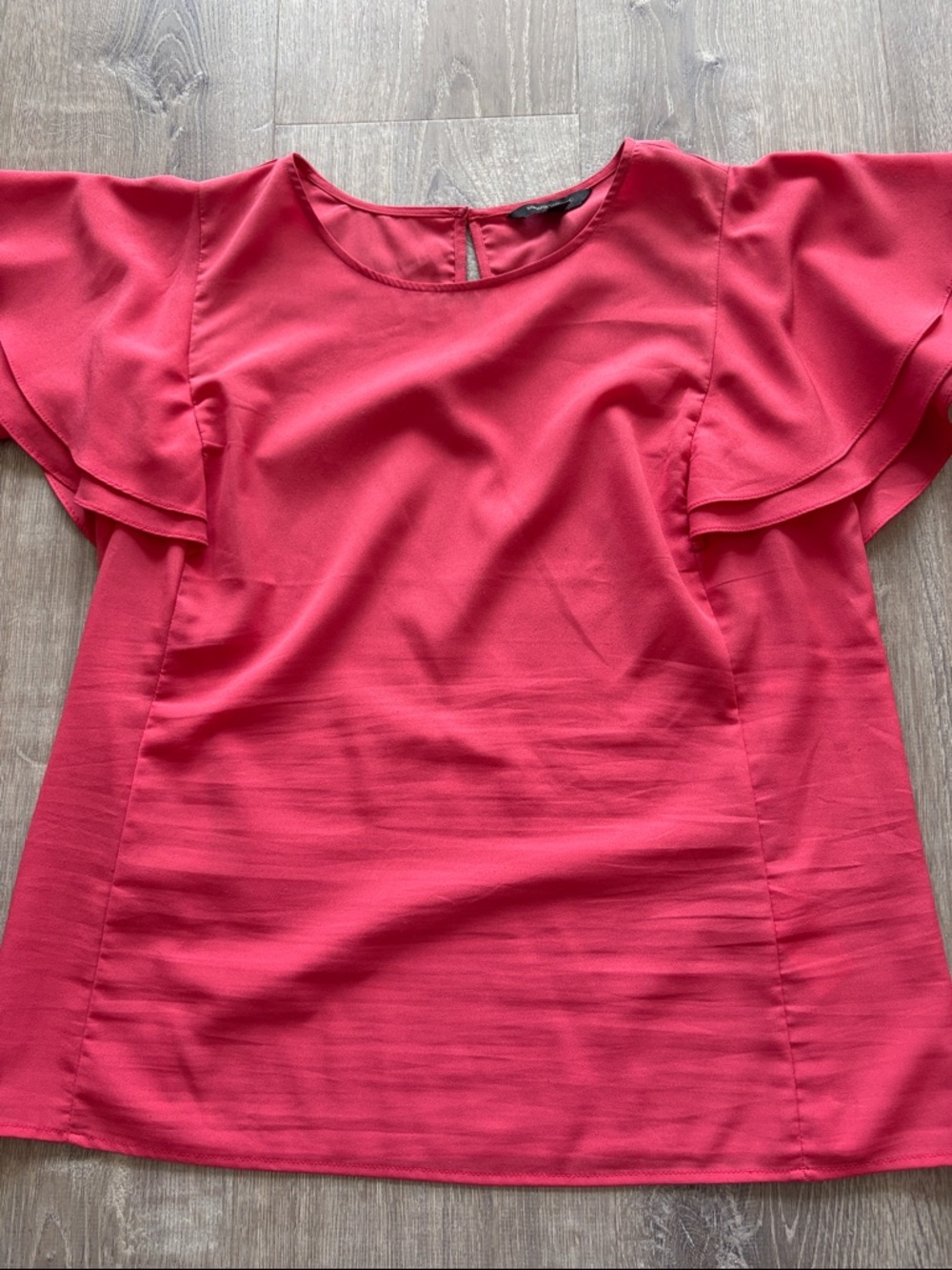 Banana Republic Coral Flutter Sleeve Blouse